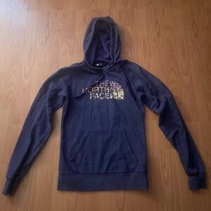 The North Face LogoHoodie Sweatshirt Pullover Women’s Size XS Purple